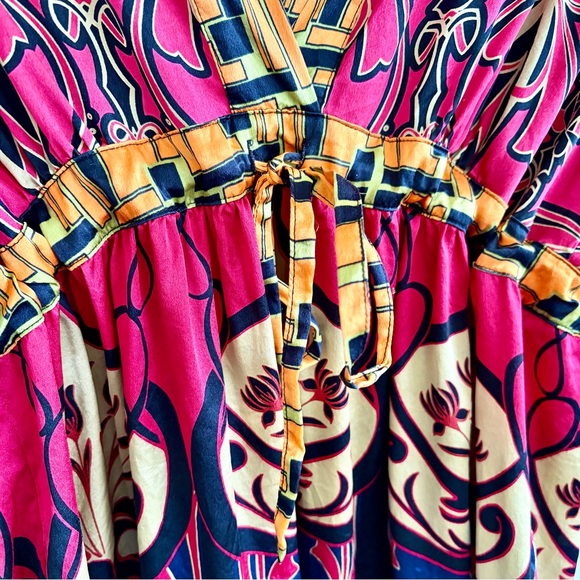 100% Silk CAbi "Chelsea Erte" Tunic, SZ L EUC - Picture 3 of 3